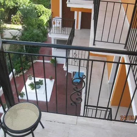 Anetta Studios&apartments